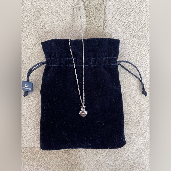 Swarovski star purple crystal pendant - Picture 2 of 5